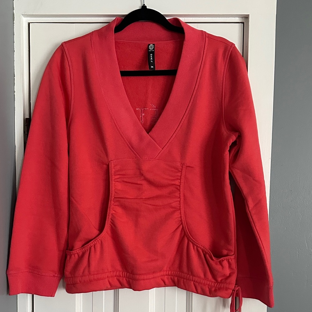 Creton Coral Pocket Pullover Sweatshirt